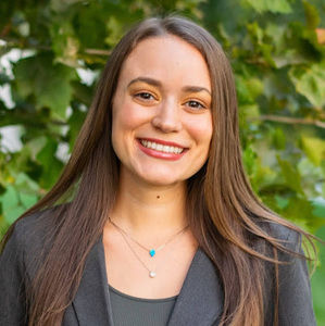 Meet your Posher, Delfina